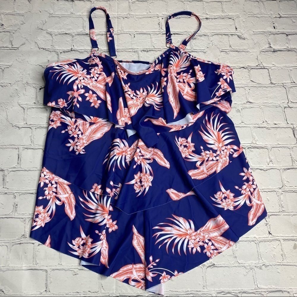 Plus tiered Blue & pink‎ Tropical Print Tankini top